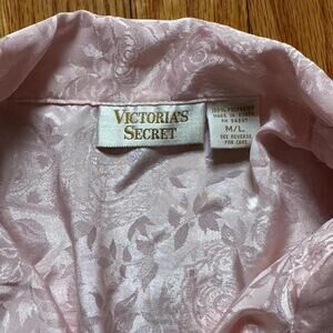 Pink 80s/90s gold tag Victoria's Secret vintage satin button-up top size M/L